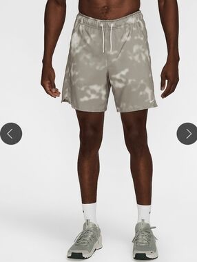Nike Unlimited Men's Dri Fit 7in Versatile Shorts Size Large